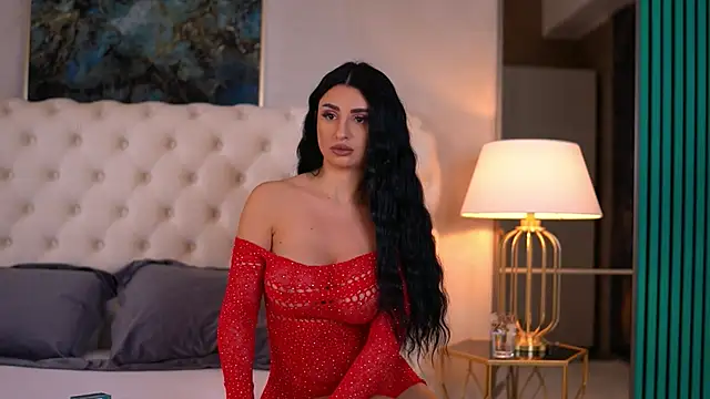 IsabelleHunt online show from 02.06.25