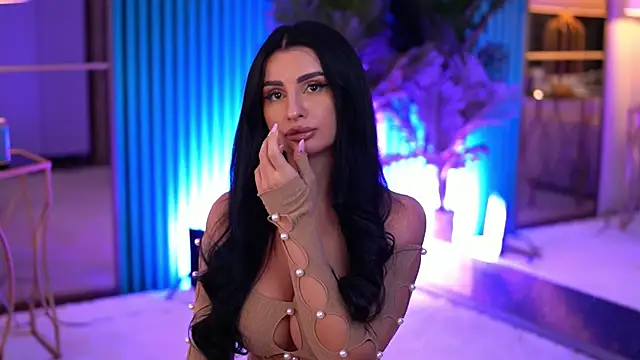 IsabelleHunt online show from 02.10.25