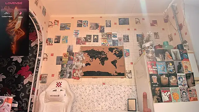 Kleo Godde online show from 04.18.26