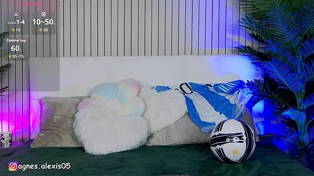 AgnesAlexis online show from 06.24.26