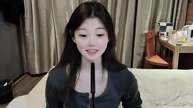 Snapshot of yangyang-1115 chatting on 02.19.25 yangyang-1115 online show from 02.19.25