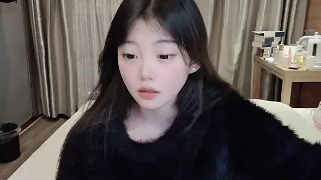 Snapshot of yangyang-1115 chatting on 02.22.25 yangyang-1115 online show from 02.22.25
