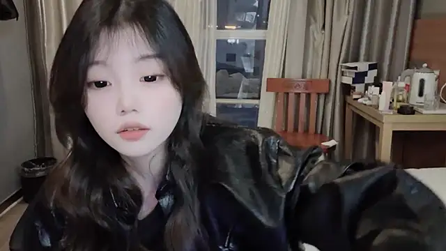 Snapshot of yangyang-1115 chatting on 02.24.25 yangyang-1115 online show from 02.24.25