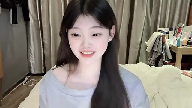 Snapshot of yangyang-1115 chatting on 03.10.25 yangyang-1115 online show from 03.10.25