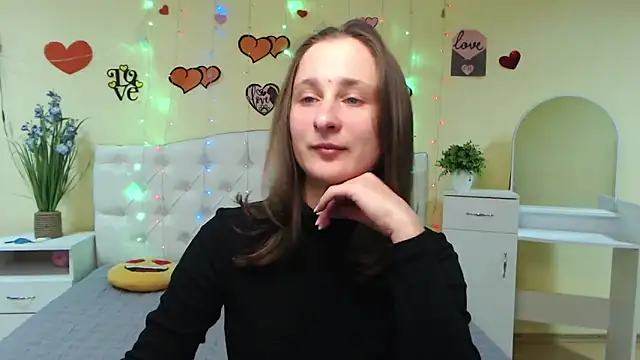 MichelLeee online show from 02.18.25