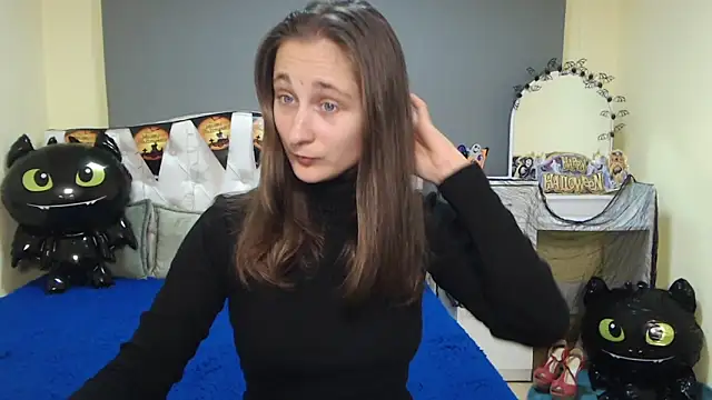 MichelLeee online show from 10.27.25