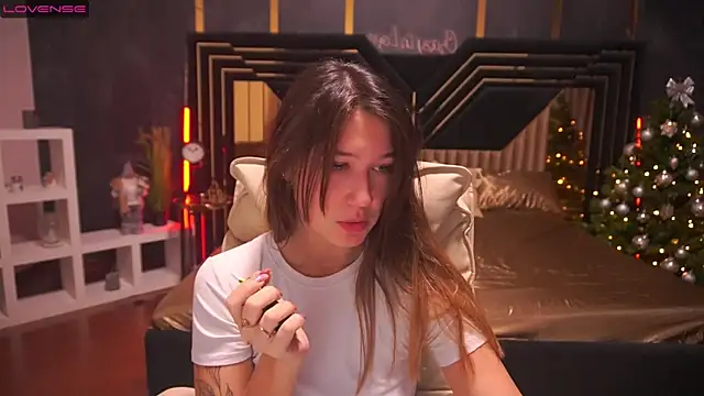 DreamyLinaa online show from 12.09.24