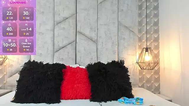 AshleyHill2 online show from 01.18.26