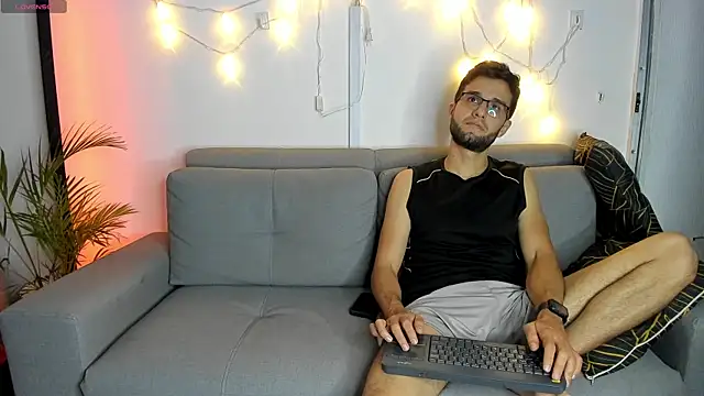 andrewChris  online show from 01.14.25