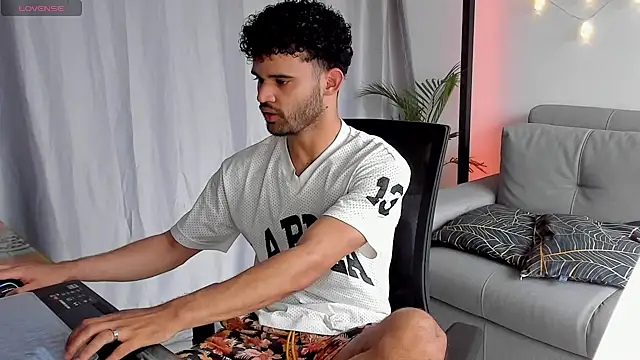 andrewChris  online show from 02.26.25