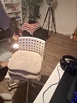 DaWoD030 online show from 12.19.24