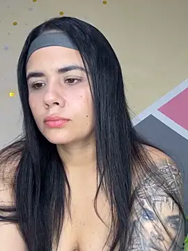 Leyna Kenet online show from 05.31.26