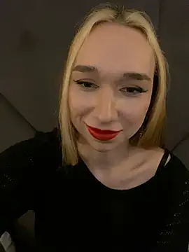 Snapshot of TaylorDavids chatting on 01.25.25 TaylorDavids online show from 01.25.25