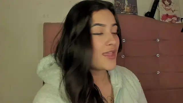 Snapshot of male_couper chatting on 12.13.24 male couper online show from 12.13.24