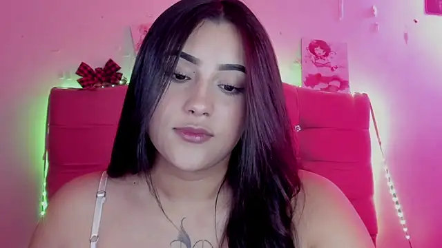 Snapshot of male_couper chatting on 01.14.25 male couper online show from 01.14.25