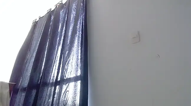 Snapshot of nicolle_milf1978 chatting on 02.16.25 nicolle milf1978 online show from 02.16.25