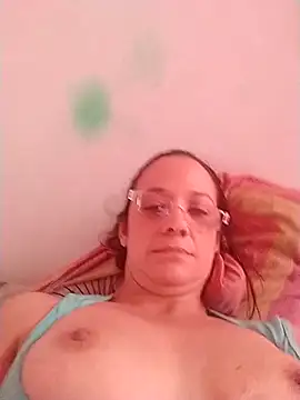Snapshot of nicolle_milf1978 chatting on 03.15.25 nicolle milf1978 online show from 03.15.25