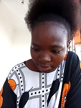 Snapshot of Darling-dee chatting on 01.17.25 Darling-dee online show from 01.17.25