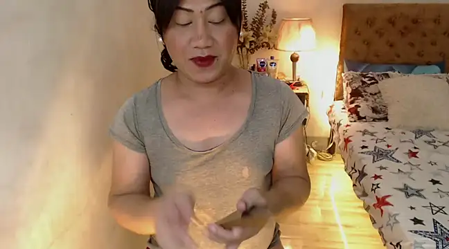 Snapshot of playtimesussy69 chatting on 01.01.25 playtimesussy69 online show from 01.01.25