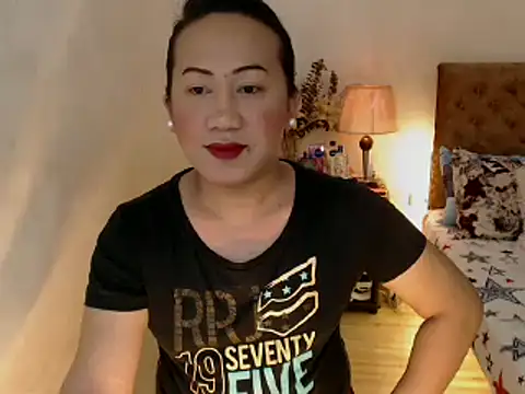 Snapshot of playtimesussy69 chatting on 01.12.25 playtimesussy69 online show from 01.12.25