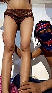 Snapshot of Suhani512 chatting on 01.09.25 Suhani512 online show from 01.09.25