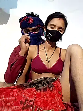 Snapshot of Suhani512 chatting on 01.14.25 Suhani512 online show from 01.14.25