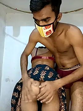 Snapshot of Suhani512 chatting on 03.11.25 Suhani512 online show from 03.11.25