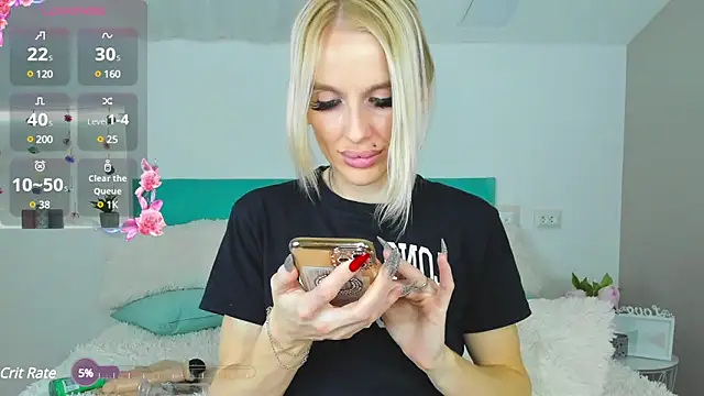 Lana kitty   online show from 12.26.24