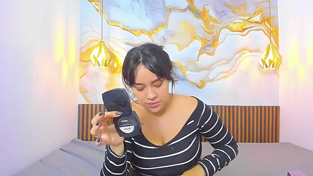 MelissaGilll online show from 11.27.25