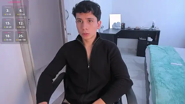 Snapshot of NathanGreyX chatting on 01.09.25 NathanGreyX online show from 01.09.25