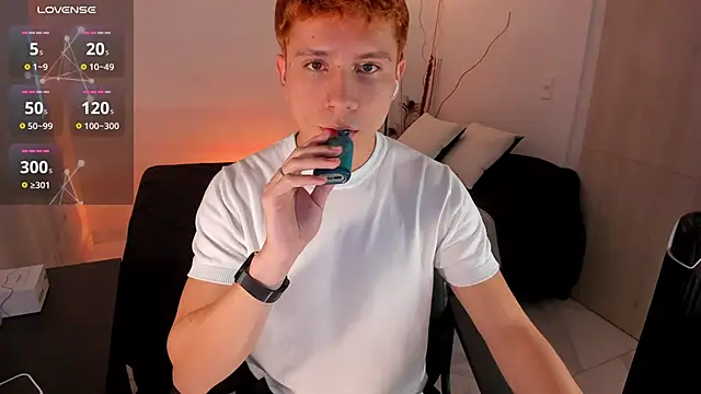 Snapshot of NathanGreyX chatting on 03.15.25 NathanGreyX online show from 03.15.25