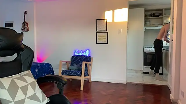 Den BlueXx online show from 12.15.24