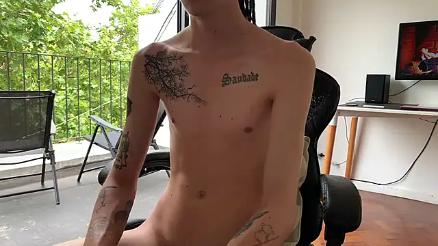 Den BlueXx online show from 02.16.25