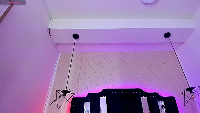 Snapshot of Vick_daves_ chatting on 10.07.25 Vick daves online show from 10.07.25