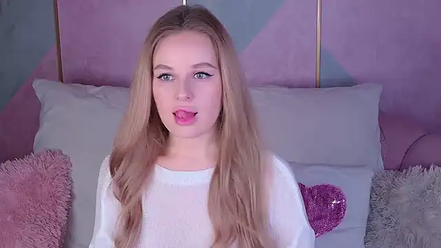 BeatriceEsmont online show from 02.09.25