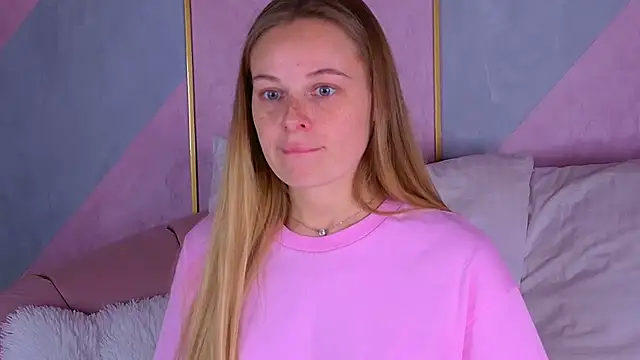 BeatriceEsmont online show from 10.22.25