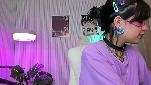 lilith hart online show from 01.30.25