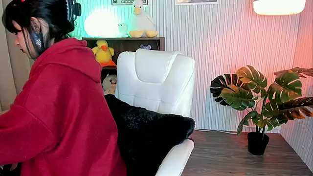 lilith hart online show from 02.06.25