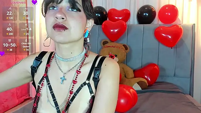 lilith hart online show from 02.14.25