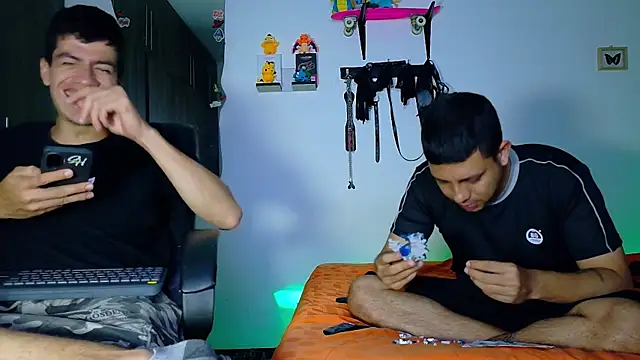 Nymphobuddies online show from 09.19.25