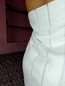 Snapshot of Tamil_Shalini_Lustyy chatting on 10.16.25 Tamil Shalini Lustyy online show from 10.16.25