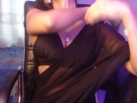 Snapshot of SexyMihika chatting on 02.09.25 SexyMihika online show from 02.09.25