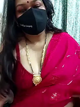 Snapshot of Mayuri77 chatting on 01.18.25 Mayuri77 online show from 01.18.25