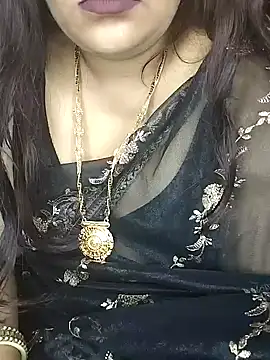 Snapshot of Mayuri77 chatting on 01.28.25 Mayuri77 online show from 01.28.25