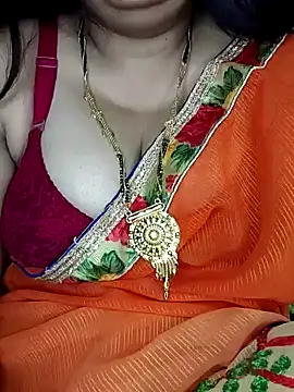 Snapshot of Mayuri77 chatting on 01.28.25 Mayuri77 online show from 01.28.25