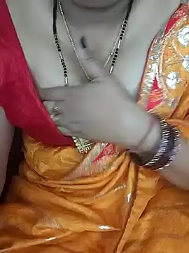 Snapshot of Mayuri77 chatting on 02.02.25 Mayuri77 online show from 02.02.25