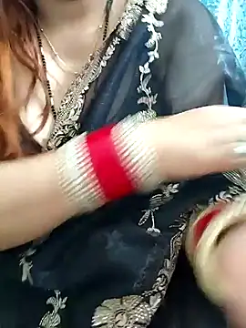 Snapshot of Mayuri77 chatting on 02.05.25 Mayuri77 online show from 02.05.25