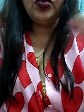 Snapshot of Mayuri77 chatting on 02.17.25 Mayuri77 online show from 02.17.25