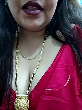 Snapshot of Mayuri77 chatting on 02.22.25 Mayuri77 online show from 02.22.25