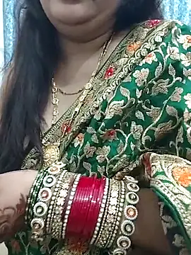 Snapshot of Mayuri77 chatting on 02.28.25 Mayuri77 online show from 02.28.25